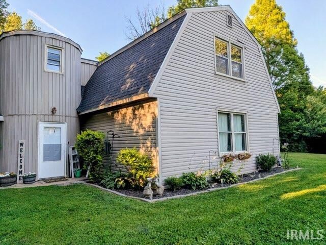 Property Photo: 9633 W Suder Lane IN 47108-6522