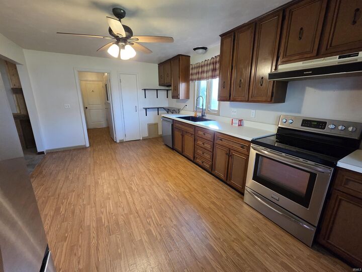 Property Photo:  417 Weston Avenue  IN 46723 