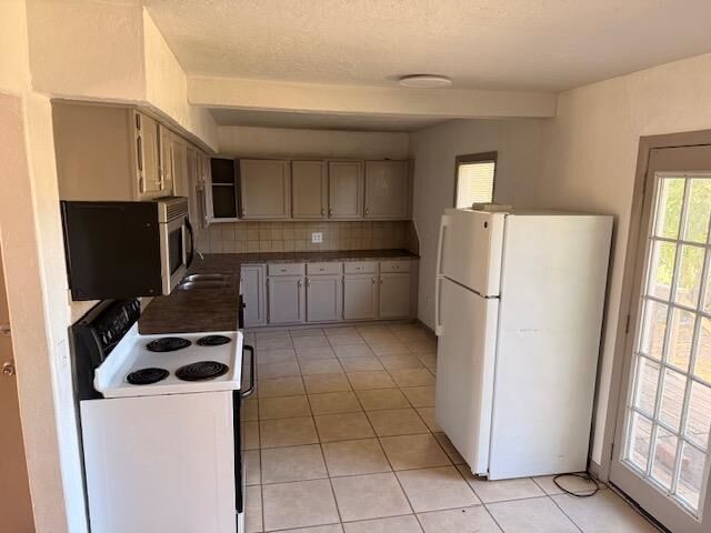 Property Photo:  2209 NW Ozmun Ave  OK 73505 