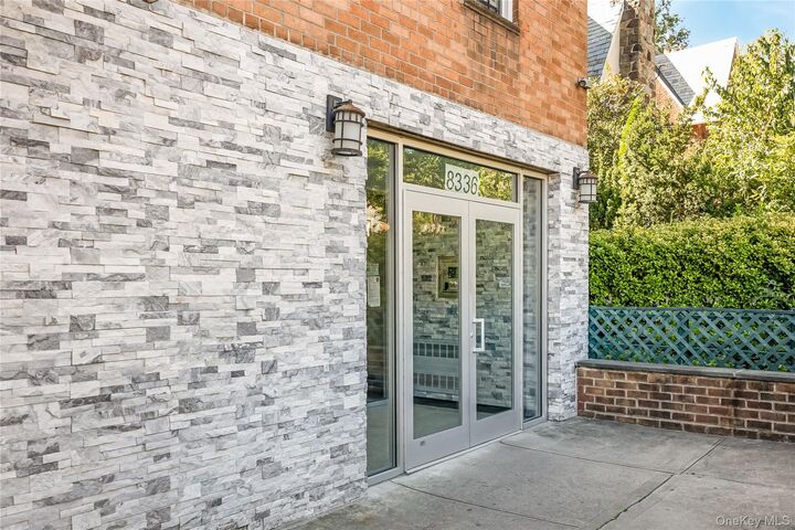 Property Photo:  83-36 Beverly Road 5  NY 11415 
