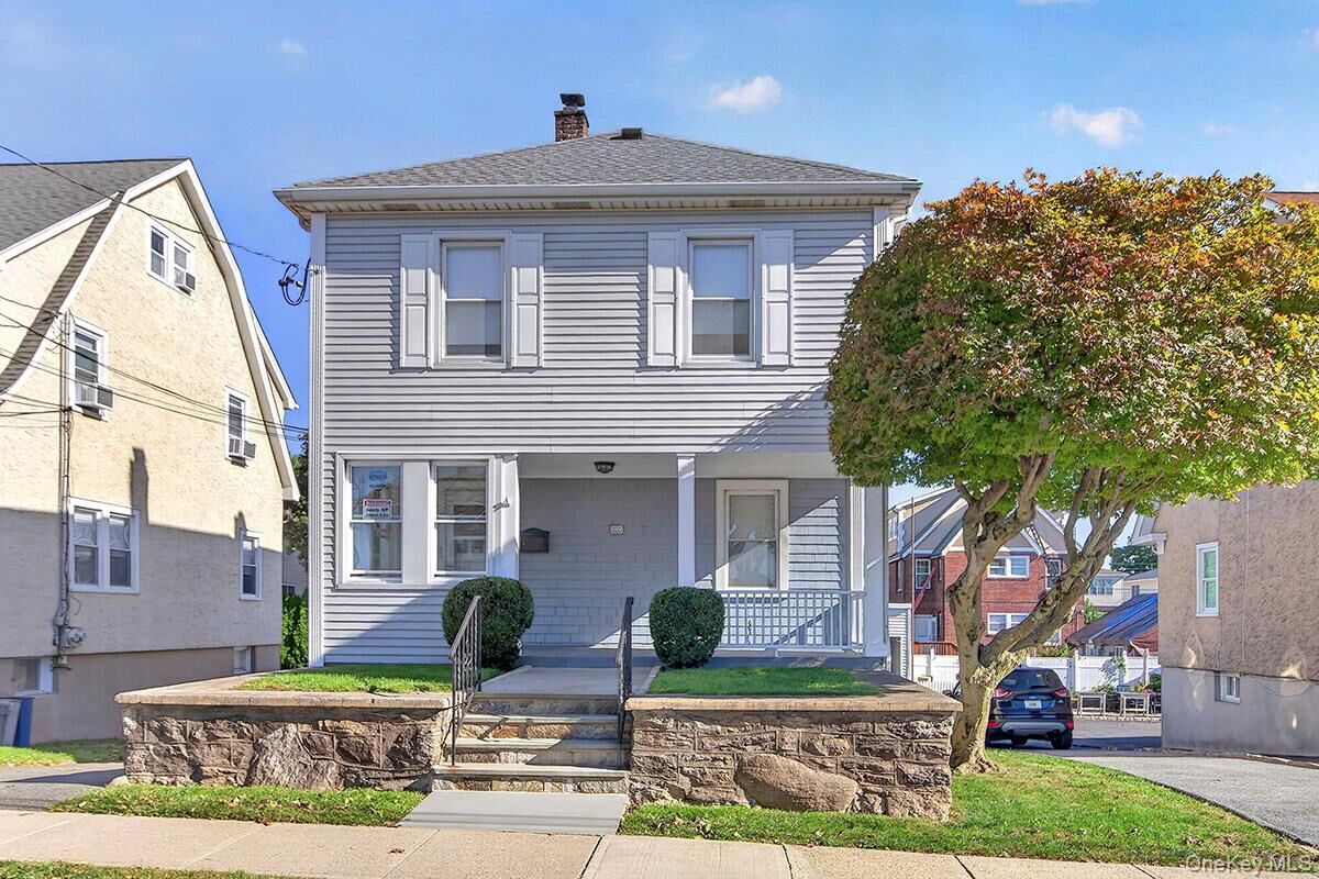 Property Photo:  200 Lakeview Avenue  NY 10604 