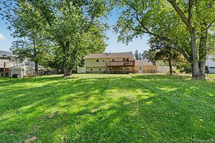 Property Photo:  14 Tor Road  NY 12590 