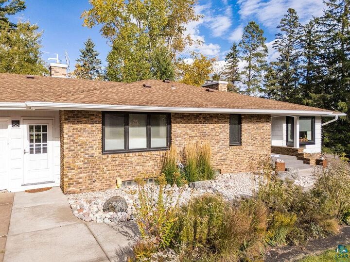 Property Photo:  3601 E Superior St  MN 55804 