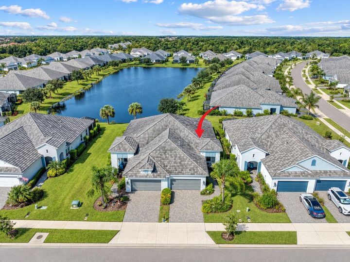 Property Photo:  21609 Lake Placid Way  FL 34293 