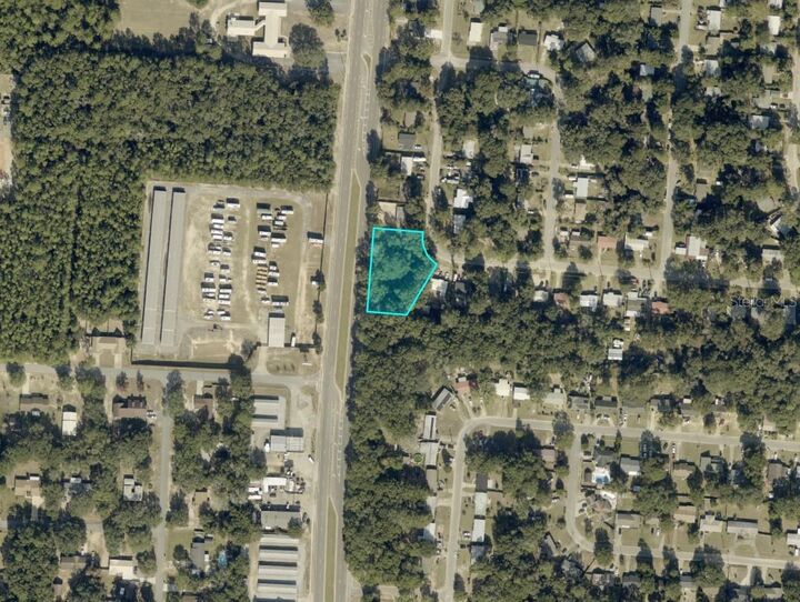 Property Photo:  6112 Dogwood Drive  FL 32570 