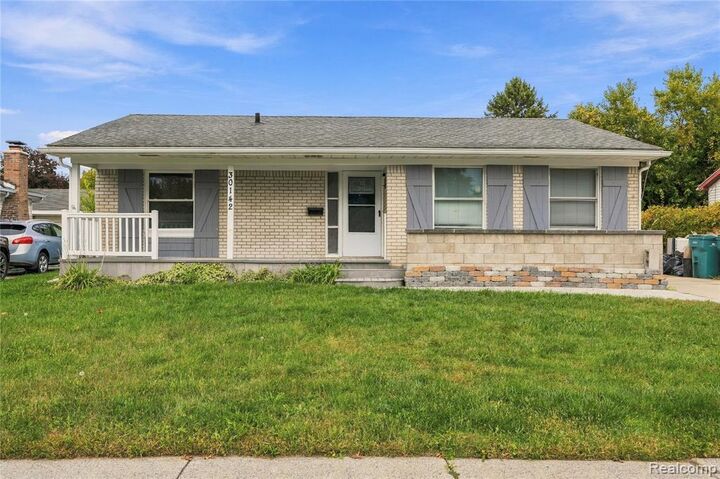 Property Photo: 30142 Jamestown Street MI 48174 3150
