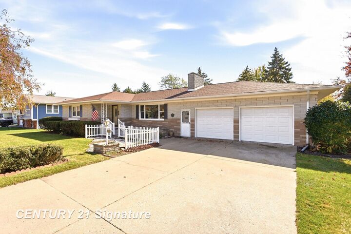 Property Photo:  969 W Hampton Road  MI 48732 
