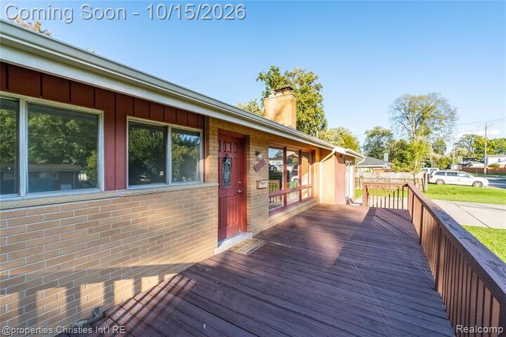 Property Photo: 15840 Webster Avenue MI 48076 1521