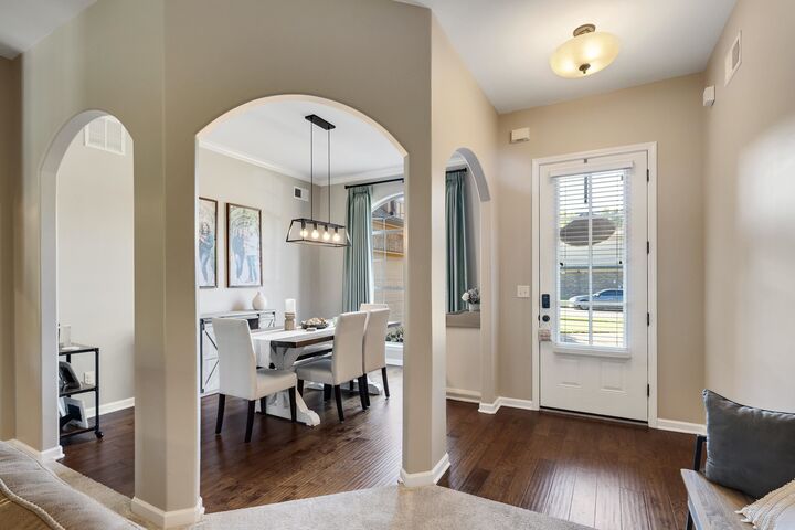 Property Photo:  7924 Ivy Lake Dr  TN 38133 