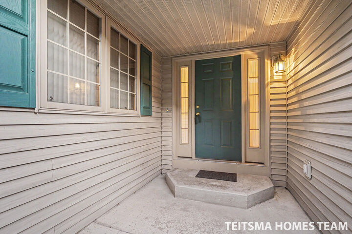 Property Photo: 565 Tournament Circle MI 49444
