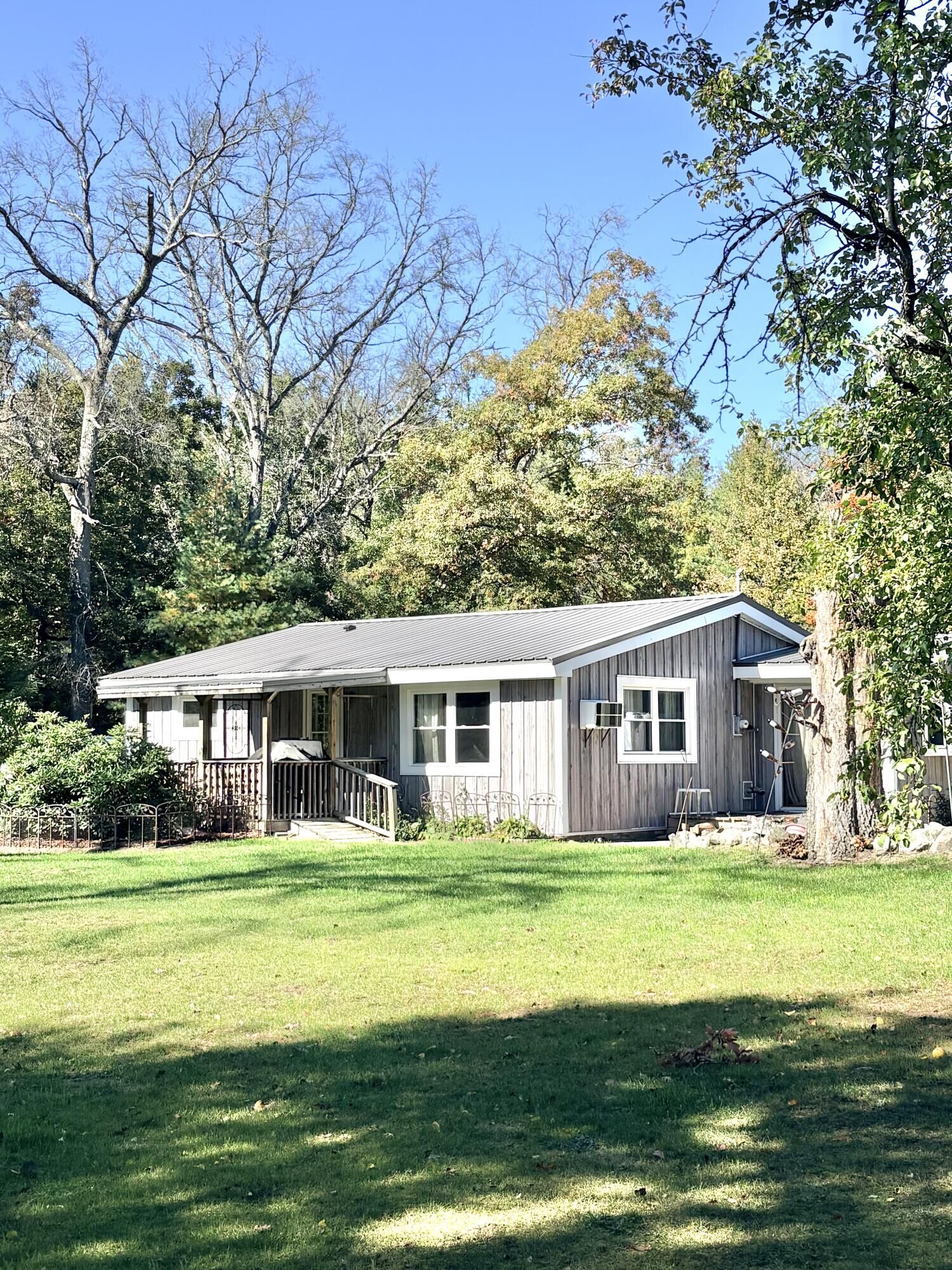 Property Photo:  2330 W 76th Street  MI 49304 