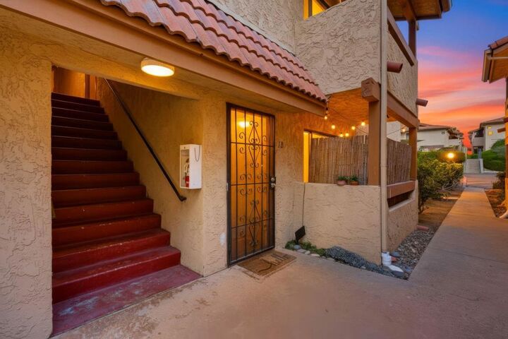Property Photo:  265 Loma Alta B1  CA 92054 