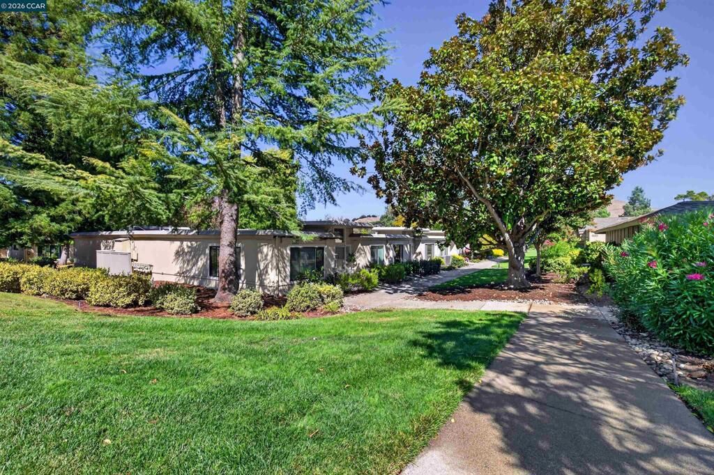 Property Photo:  2308 Tice Creek Dr 2  CA 94595 
