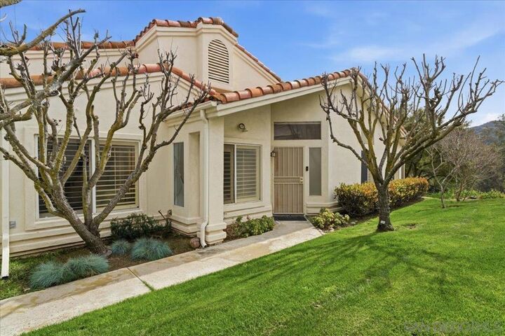 Property Photo:  29585 Circle R Greens  CA 92026 