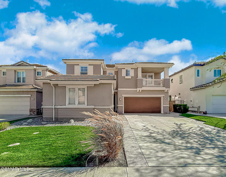 Property Photo:  180 Brooks Court  CA 93065 