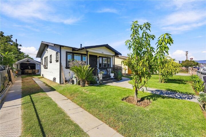 Property Photo:  947 S Vancouver Avenue  CA 90022 