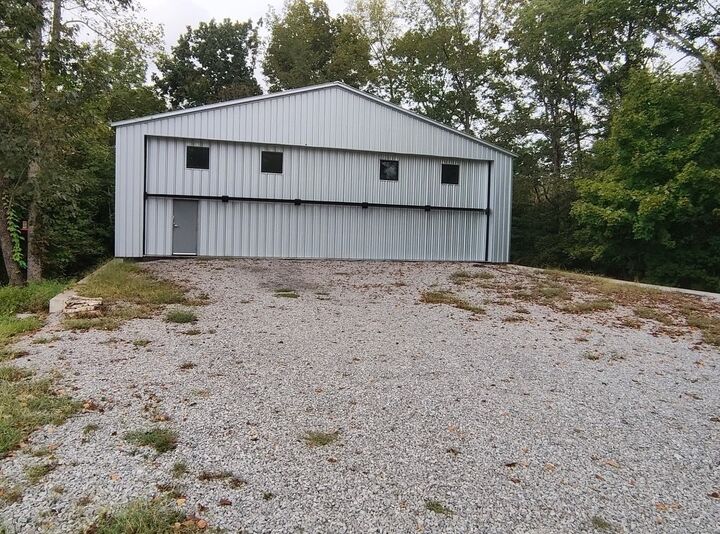 Property Photo: 432 Slow Roll Dr TN 37035