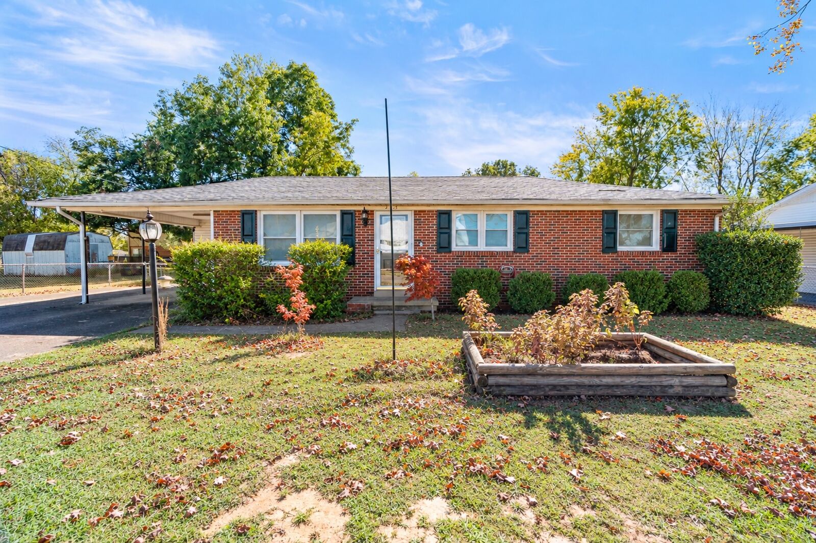 Property Photo:  205 Jackson St  TN 38464 