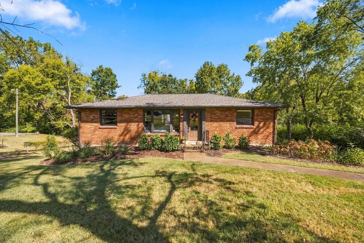 Property Photo:  1829 Willow Springs Dr  TN 37216 