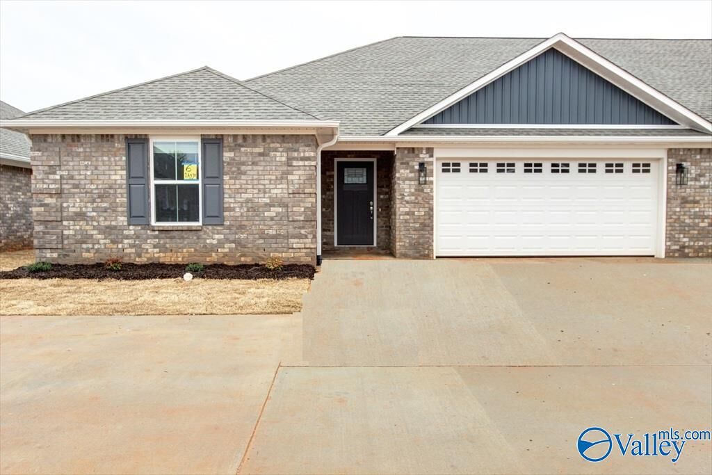 Property Photo: 26460 Naomi Way AL 35613