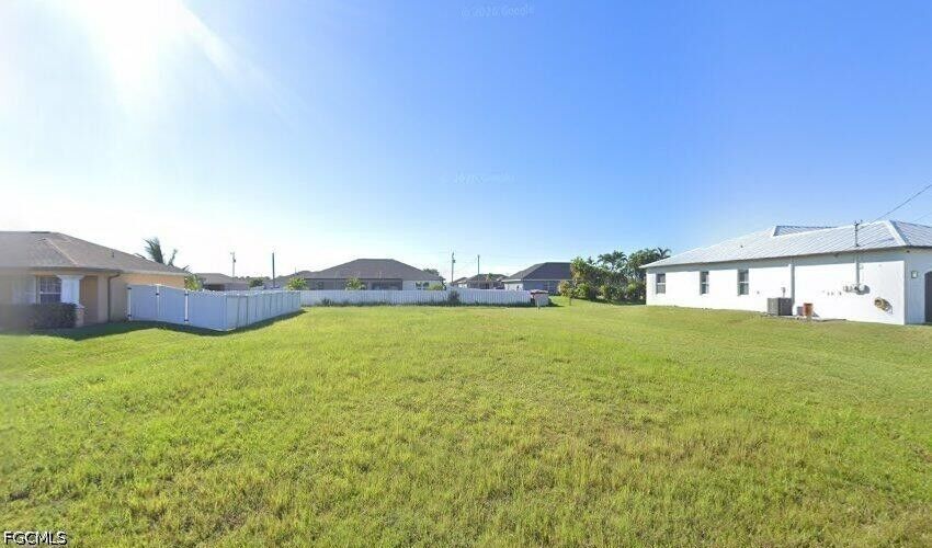 Property Photo:  1018 Nelson Road N  FL 33993 