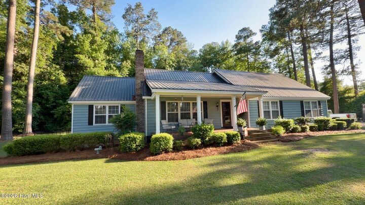 Property Photo:  106 Sandwall Drive  NC 28463 