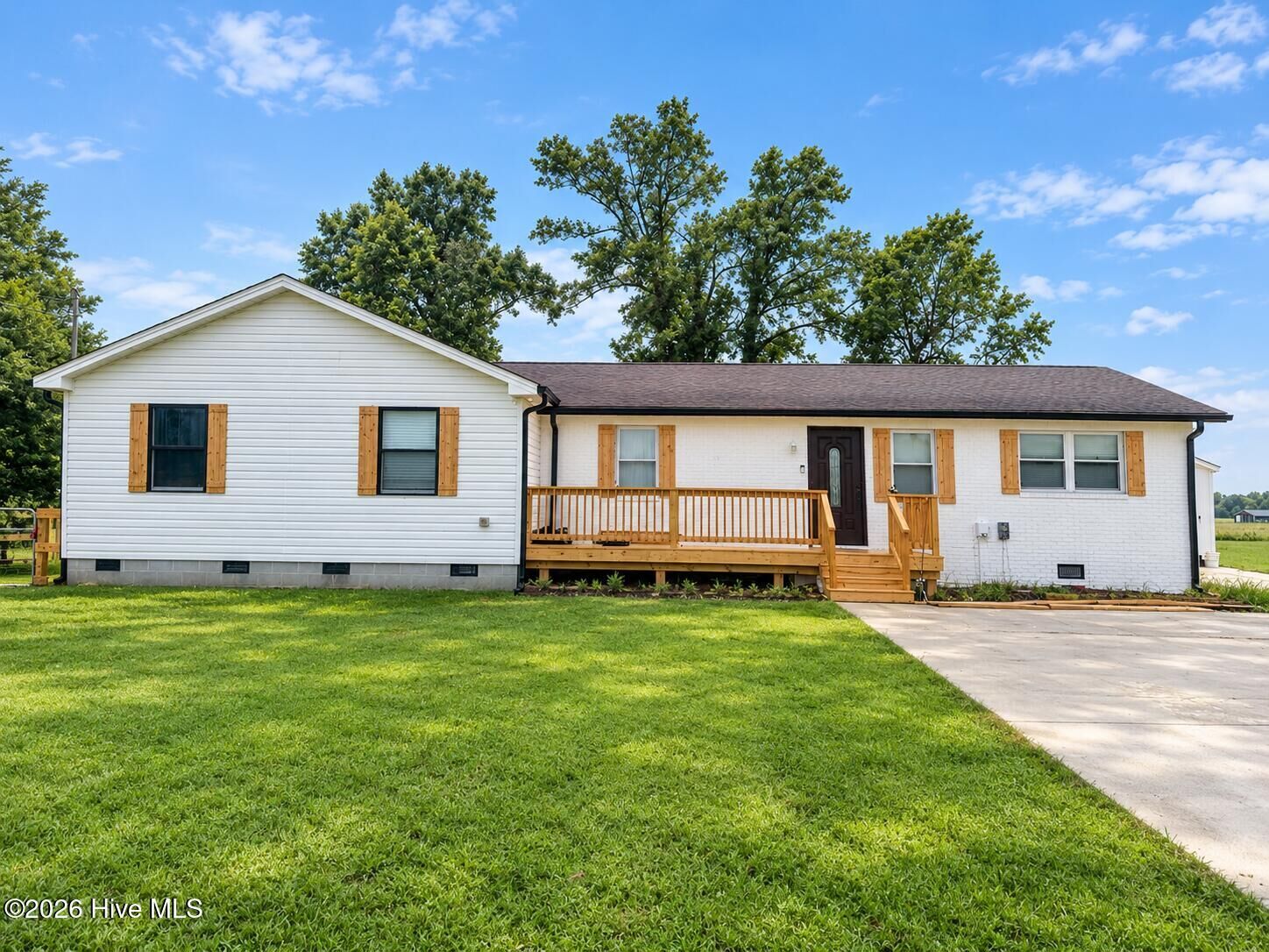 Property Photo: 141 Lilly Road NC 27976