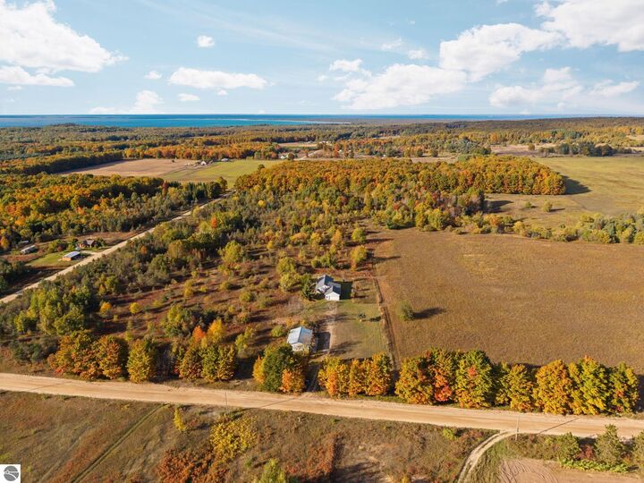 Property Photo: 902 1 Mile Road MI 49755
