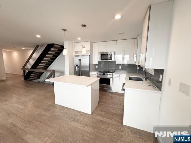 Property Photo:  86 W Mahan Street  NJ 07670 