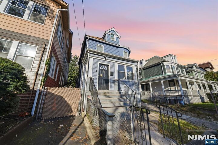 Property Photo:  27 Richelieu Terrace  NJ 07106 