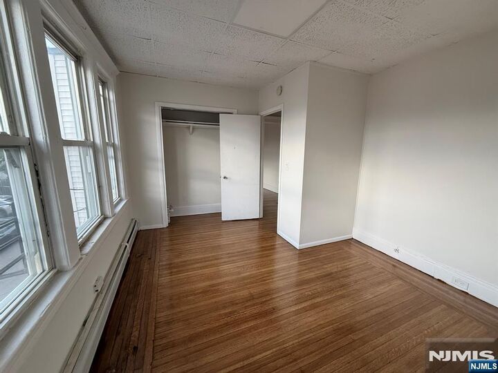 Property Photo:  72 Hazelton Street 3  NJ 07660 