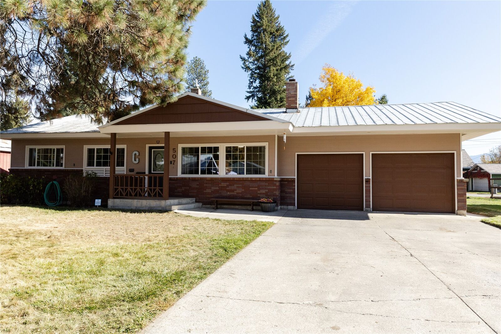 Property Photo:  507 Nevada Avenue  MT 59923 