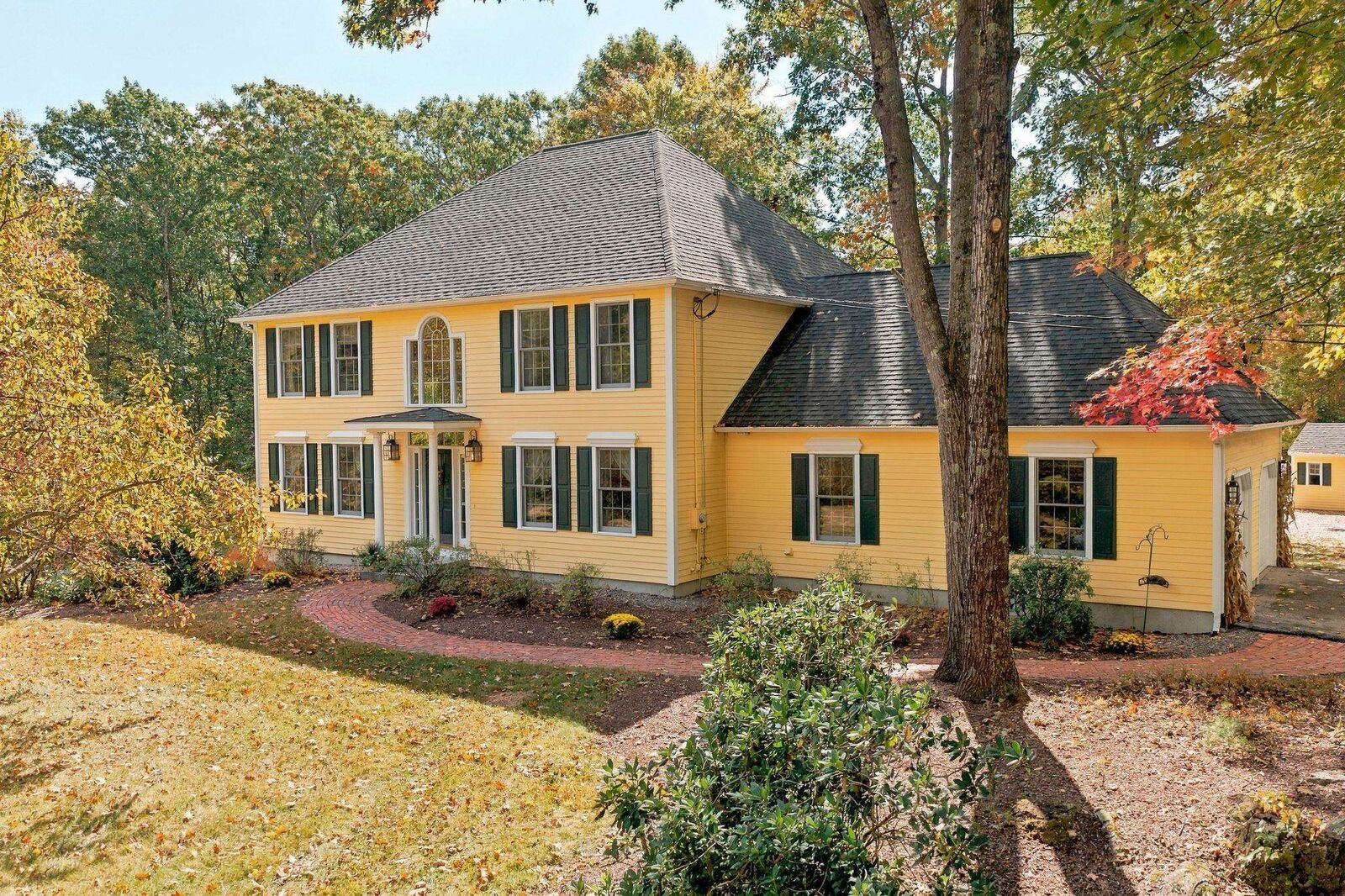 Property Photo:  122 Grandview Drive  NH 03281 