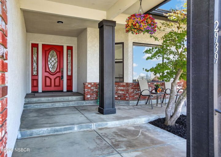 Property Photo: 2939 Stardust Court CA 93455
