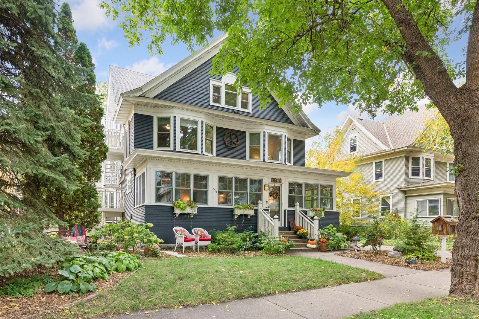 Property Photo: 2024 Emerson Avenue S MN 55405