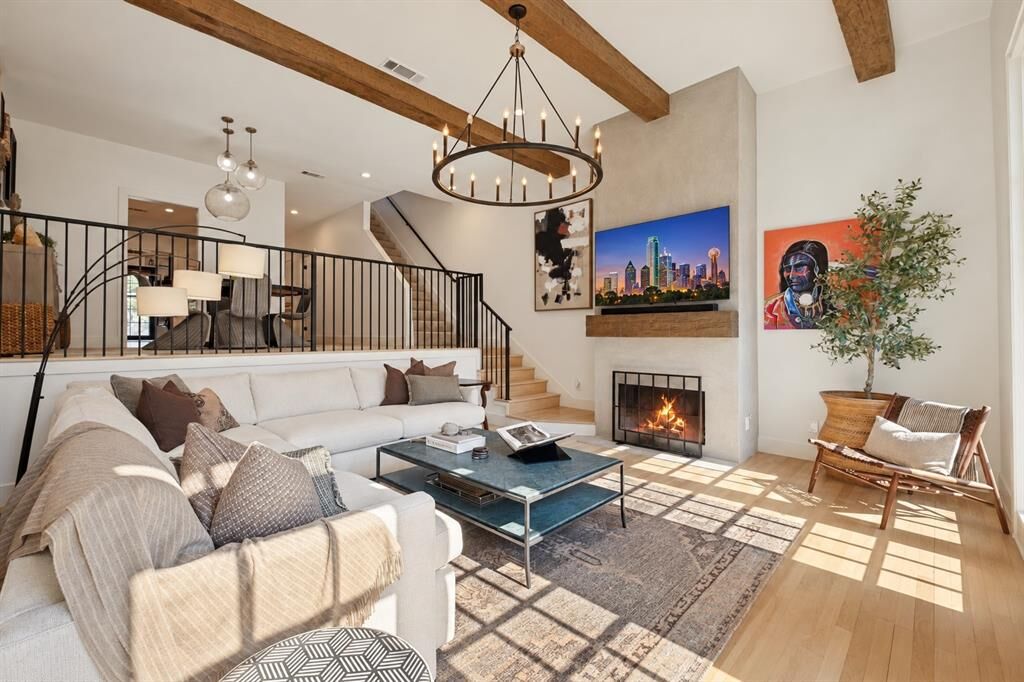 Property Photo:  3501 Dickason Avenue B  TX 75219 