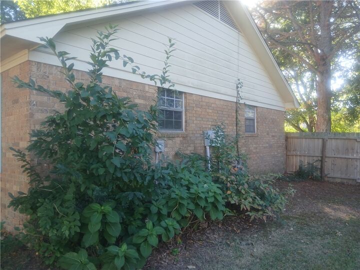 Property Photo:  12 Barksdale Drive  AR 72143 