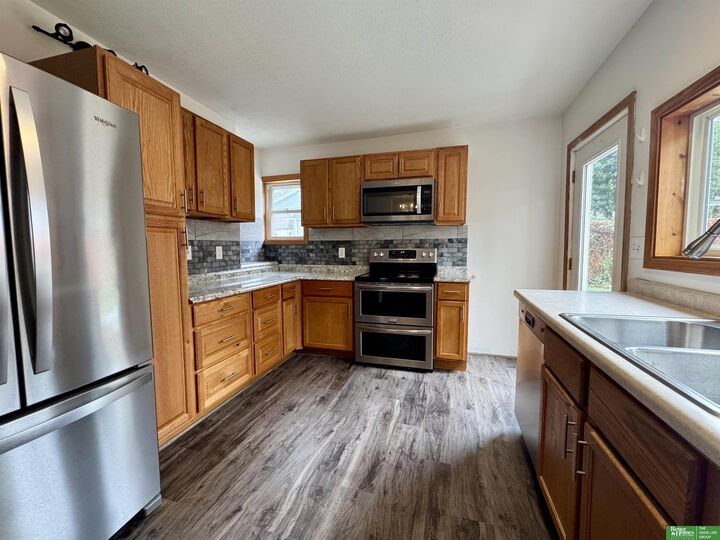 Property Photo:  320 N Iowa Avenue  NE 68467 