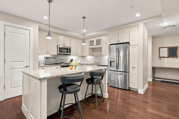 Property Photo:  201 Elliott St 407  MA 01915 