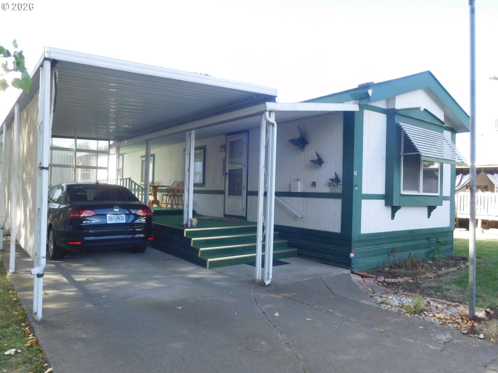 Property Photo: 53785 W Crockett Rd OR 97862