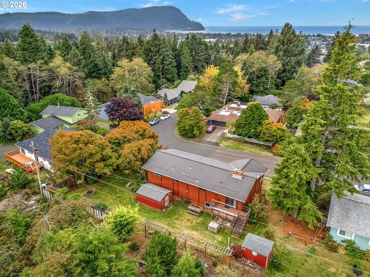 Property Photo: 365 Alpine St OR 97138