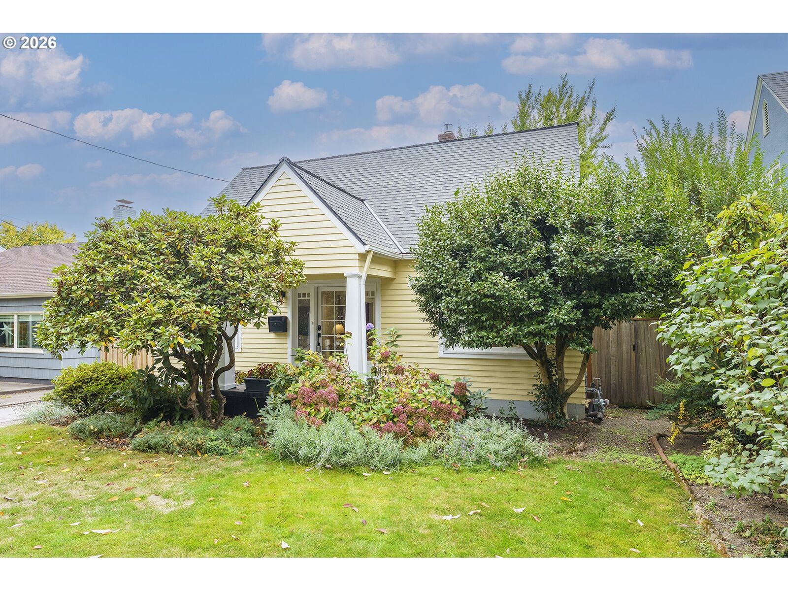 Property Photo: 3316 NE 11th Ave OR 97212