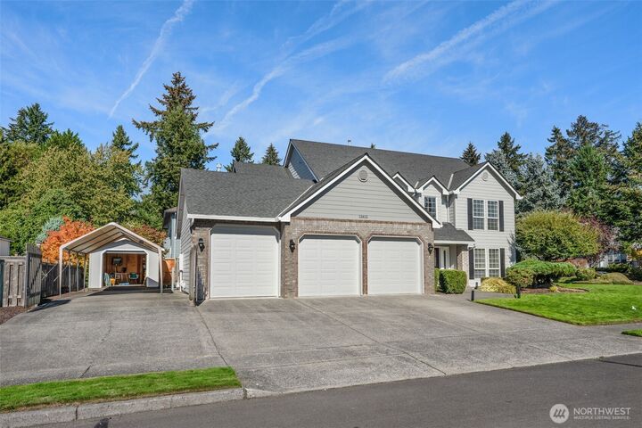 Property Photo:  13410 SE 26th Circle  WA 98683 