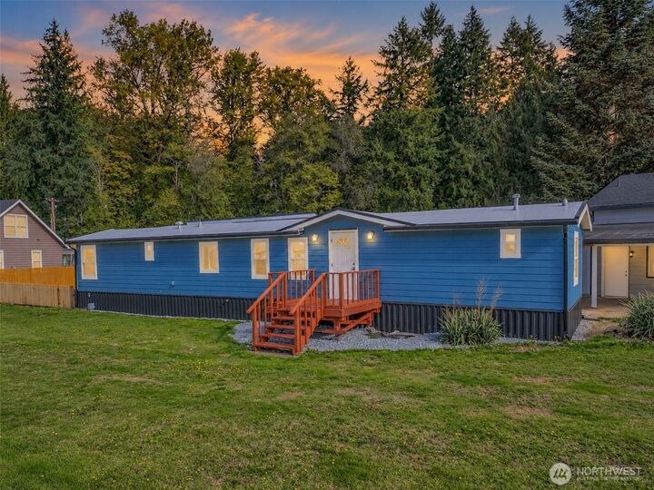 Property Photo:  114 N Enchanted Valley Drive  WA 98593 