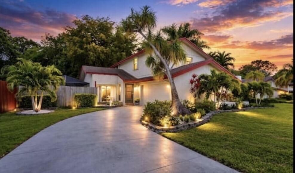 Property Photo:  4966 NW 6th Street  FL 33063 