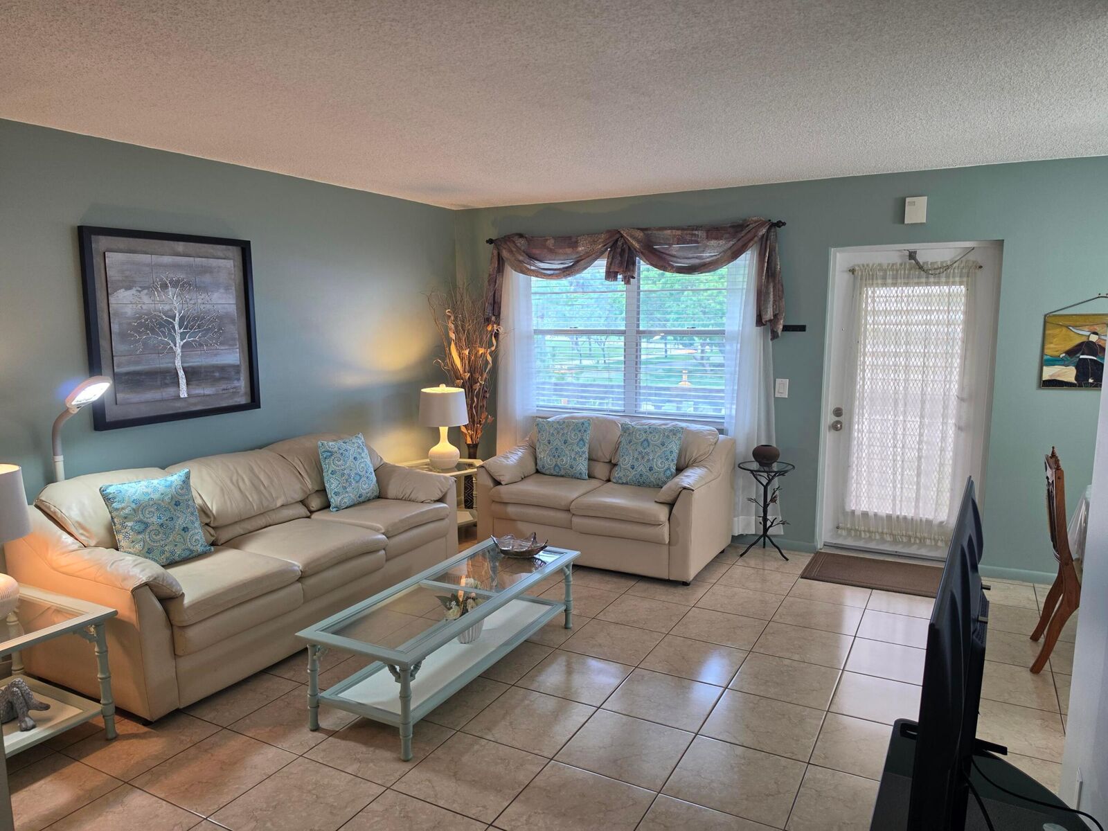 Property Photo:  15 Markham A 15  FL 33442 