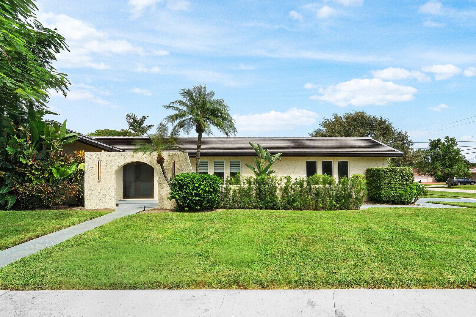 Property Photo:  2013 Ardley Road  FL 33408 