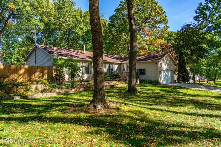 Property Photo:  3327 Shimmons Road  MI 48326 