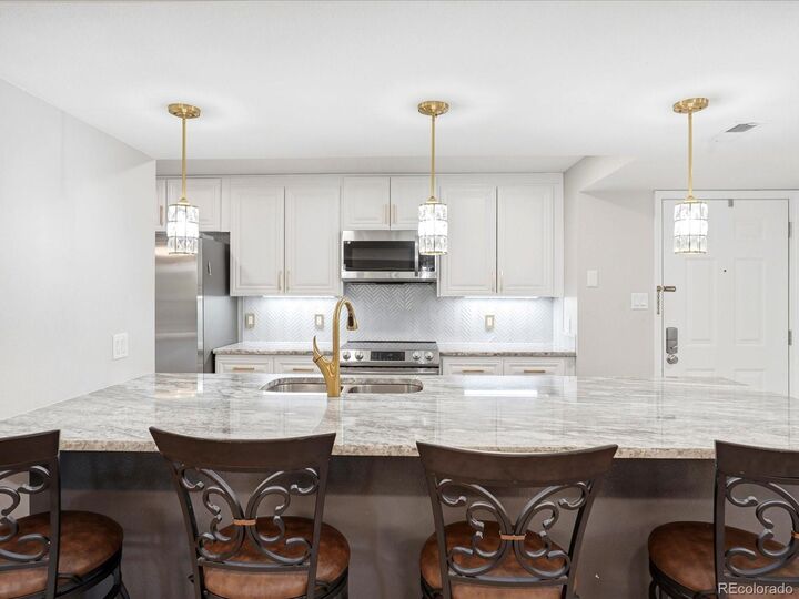 Property Photo:  7000 E Quincy Avenue 105  CO 80237 
