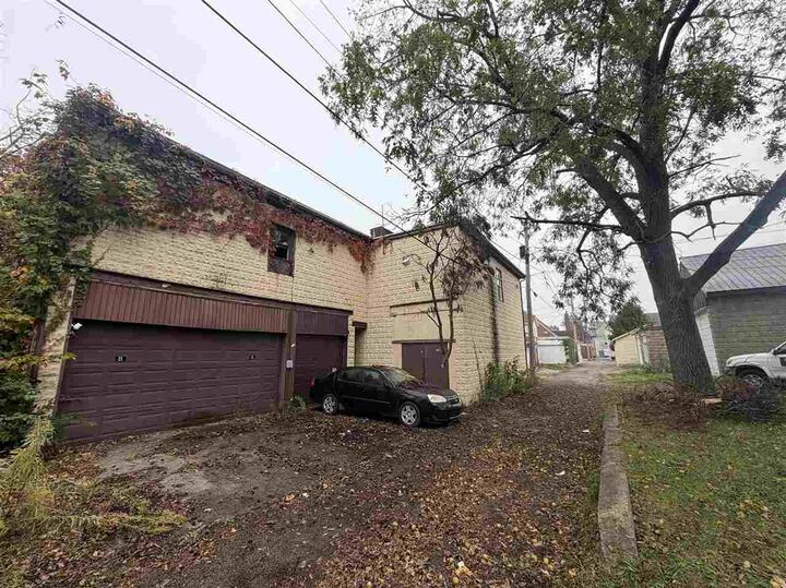 Property Photo:  126 S 6th  IN 47374 